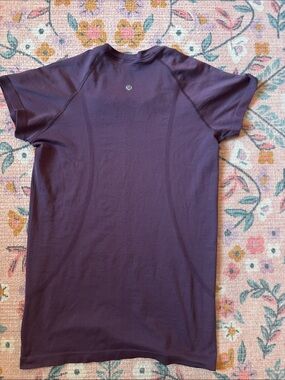 lululemon athletica Short Sleeve Tee in Deep Plum